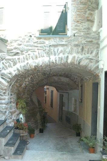 VERNAZZA